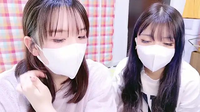 Snapshot of mari_tan_ch chatting on 01.28.25 mari tan ch online show from 01.28.25