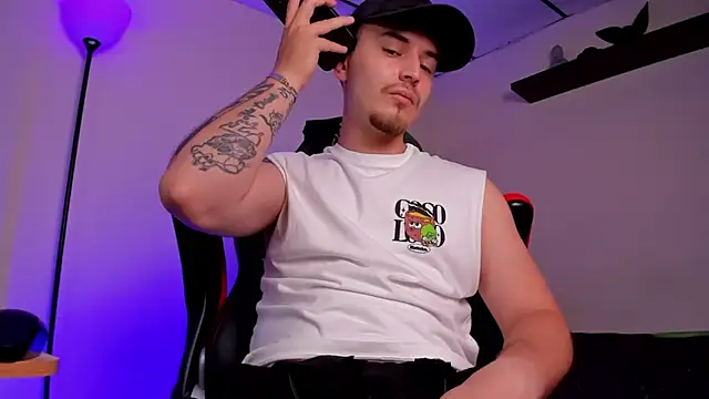 james connor2 online show from 11.05.25