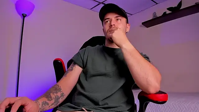 james connor2 online show from 11.10.25