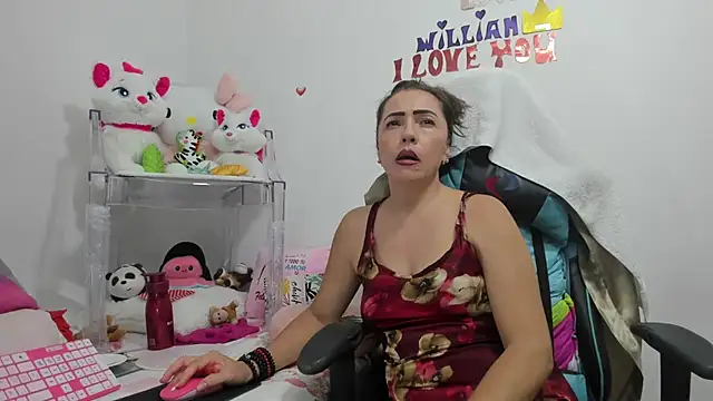 GatitaSexy Hotwet4u online show from 12.10.24