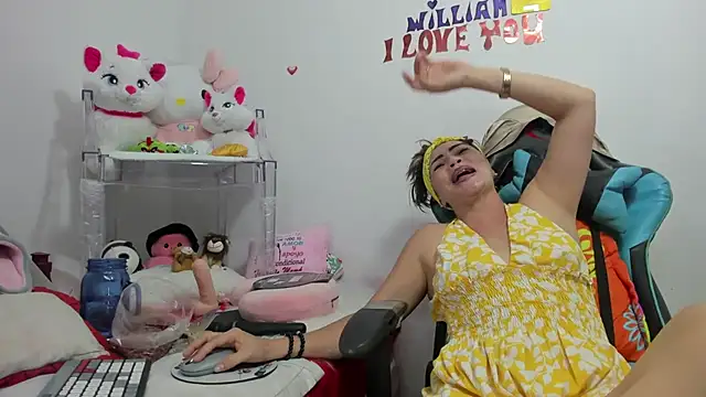 GatitaSexy Hotwet4u online show from 12.24.24