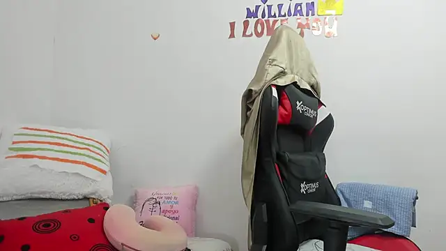 GatitaSexy Hotwet4u online show from 10.26.25