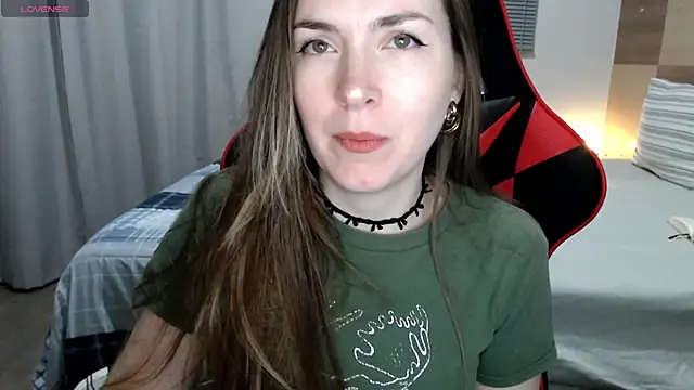 Snapshot of Naughty_Annn chatting on 05.17.26 Naughty Annn online show from 05.17.26