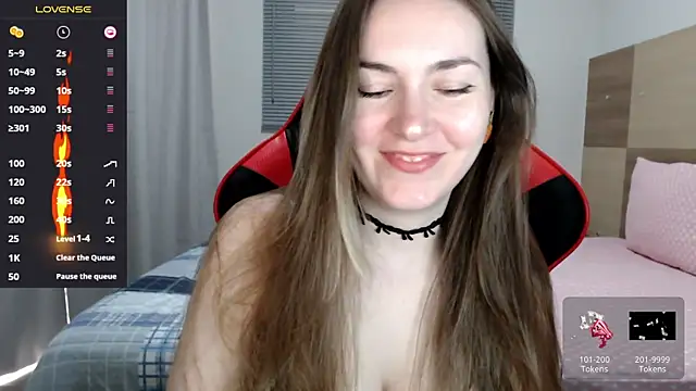 Snapshot of Naughty_Annn chatting on 05.21.26 Naughty Annn online show from 05.21.26