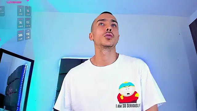 Snapshot of steven_hott8 chatting on 02.25.25 steven hott8 online show from 02.25.25