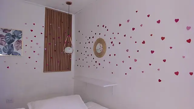 TiffanyWright online show from 02.20.26