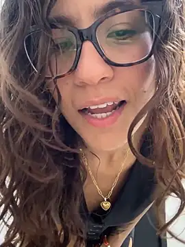 Snapshot of ValeriEvan chatting on 09.19.25 ValeriEvan online show from 09.19.25