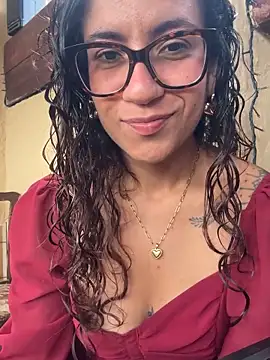 Snapshot of ValeriEvan chatting on 10.10.25 ValeriEvan online show from 10.10.25