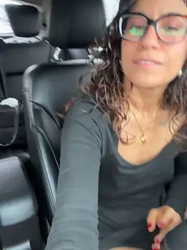 Snapshot of ValeriEvan chatting on 10.13.25 ValeriEvan online show from 10.13.25