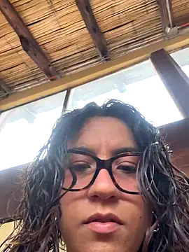 Snapshot of ValeriEvan chatting on 10.21.25 ValeriEvan online show from 10.21.25