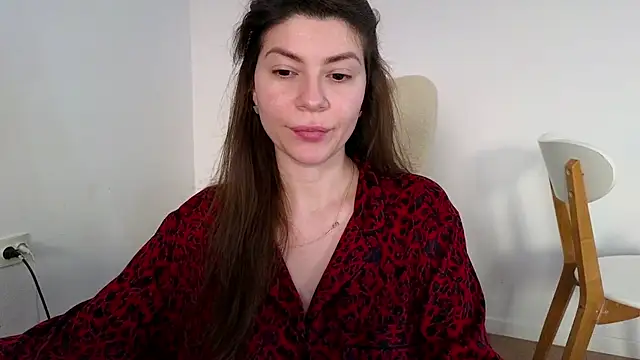 Snapshot of Jullyenn3 chatting on 03.08.25 Jullyenn3 online show from 03.08.25