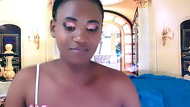 Snapshot of EbonyOlive69 chatting on 12.04.24 EbonyOlive69 online show from 12.04.24