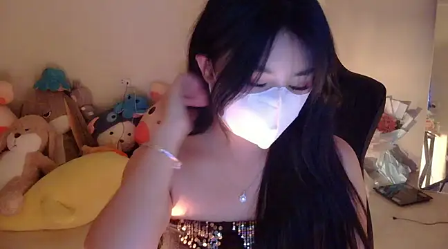 Snapshot of TimmyZi chatting on 03.22.25 TimmyZi online show from 03.22.25