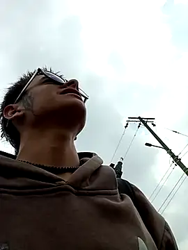 Snapshot of Cuervo_maniaco chatting on 03.15.25 Cuervo maniaco online show from 03.15.25