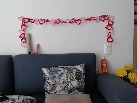 Snapshot of TatianaMonteross chatting on 02.12.25 TatianaMonteross online show from 02.12.25