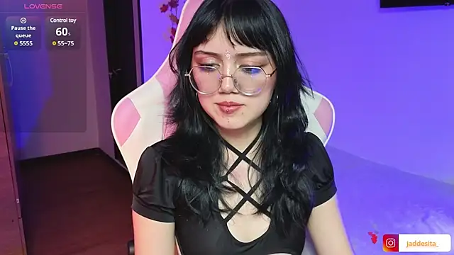 suzumi   online show from 12.27.24