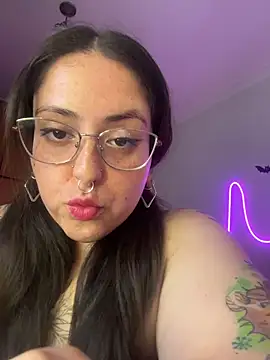 Mizztikaa online show from 11.12.25