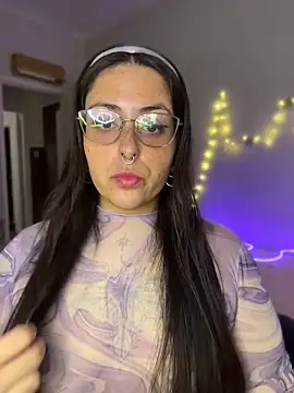 Mizztikaa online show from 04.20.26