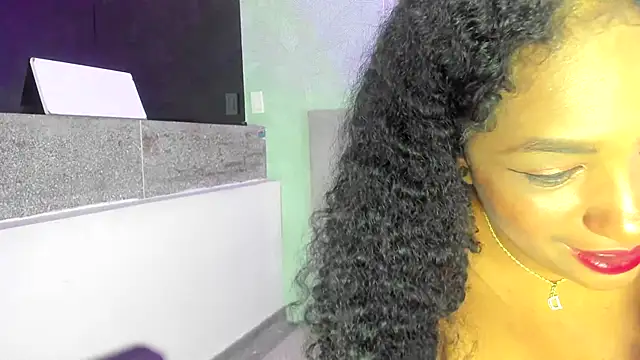 Annie-Wolf online show from 01.18.25