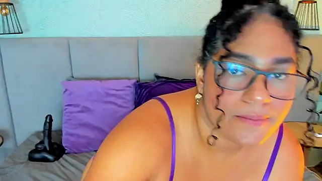 Annie-Wolf online show from 09.29.25