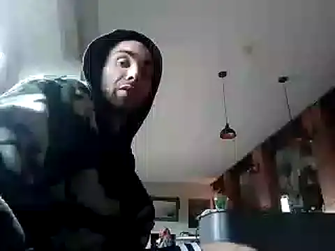 Snapshot of DrbigdickUK chatting on 01.06.25 DrbigdickUK online show from 01.06.25