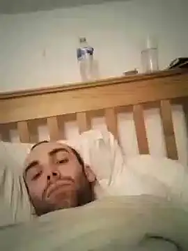 Snapshot of DrbigdickUK chatting on 01.25.25 DrbigdickUK online show from 01.25.25