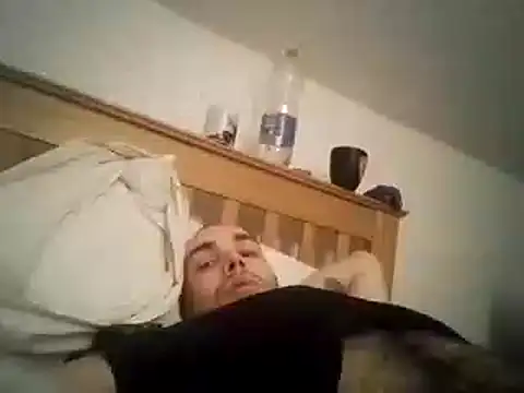 Snapshot of DrbigdickUK chatting on 02.13.25 DrbigdickUK online show from 02.13.25