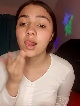 Snapshot of Nahiara_velez chatting on 12.25.24 Nahiara velez online show from 12.25.24