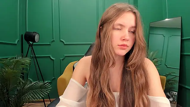 MaryannSoftt online show from 01.12.25