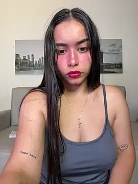 SophieRoyals online show from 06.17.26