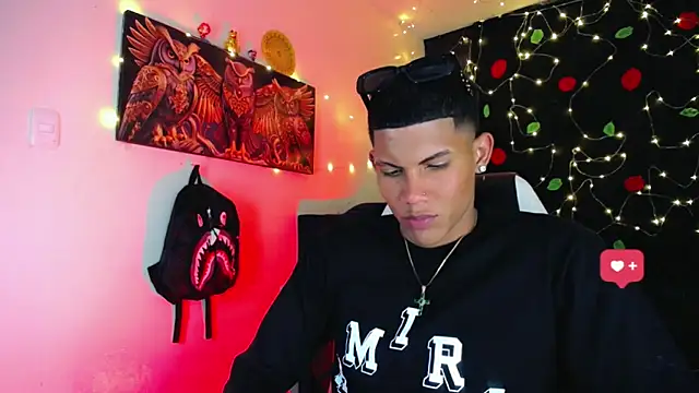 Damian latinxxx online show from 12.24.24