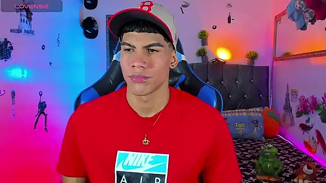 Snapshot of Damian_latinxxx chatting on 09.25.25 Damian latinxxx online show from 09.25.25