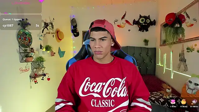 Snapshot of Damian_latinxxx chatting on 11.08.25 Damian latinxxx online show from 11.08.25