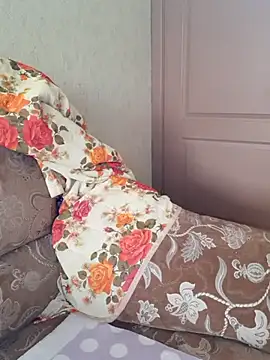 IsabellaBoni online show from 03.18.25