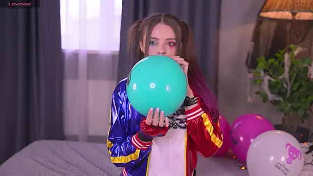 Bellacle online show from 10.31.25