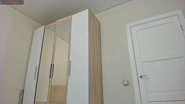 Snapshot of sweety_vikky chatting on 02.24.25 sweety vikky online show from 02.24.25