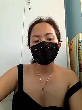 Snapshot of Baby-sexytits18 chatting on 03.08.25 Baby-sexytits18 online show from 03.08.25