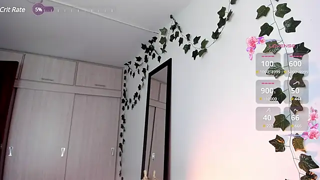 Sarah Castillo  online show from 12.12.24