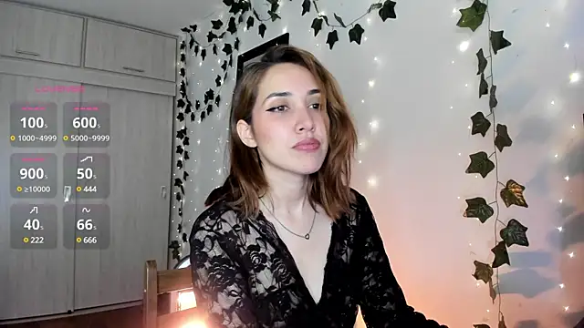 Sarah Castillo  online show from 02.09.25