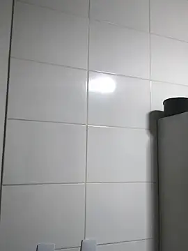 Catmila94 online show from 11.13.25