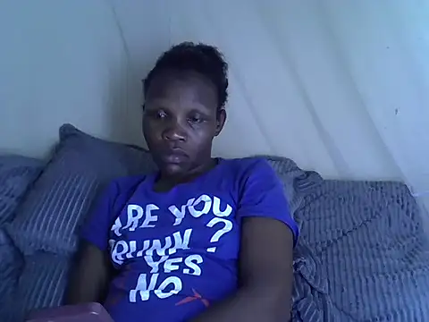 Snapshot of Sweet_serah chatting on 11.23.25 Sweet serah online show from 11.23.25