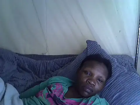 Snapshot of Sweet_serah chatting on 11.27.25 Sweet serah online show from 11.27.25