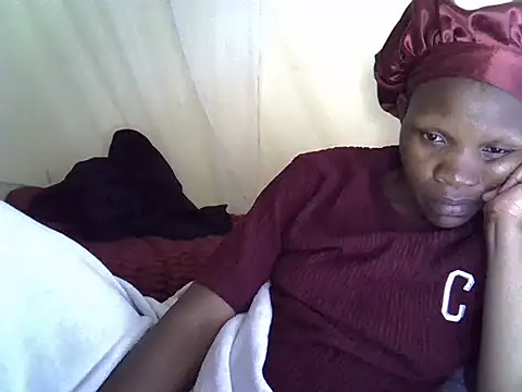 Snapshot of Sweet_serah chatting on 12.18.25 Sweet serah online show from 12.18.25