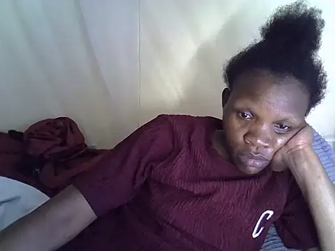 Snapshot of Sweet_serah chatting on 12.19.25 Sweet serah online show from 12.19.25