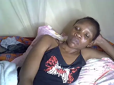 Snapshot of Sweet_serah chatting on 02.15.26 Sweet serah online show from 02.15.26