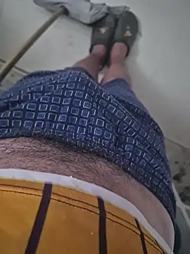 Snapshot of Big_SlutNasty chatting on 10.24.25 Big SlutNasty online show from 10.24.25