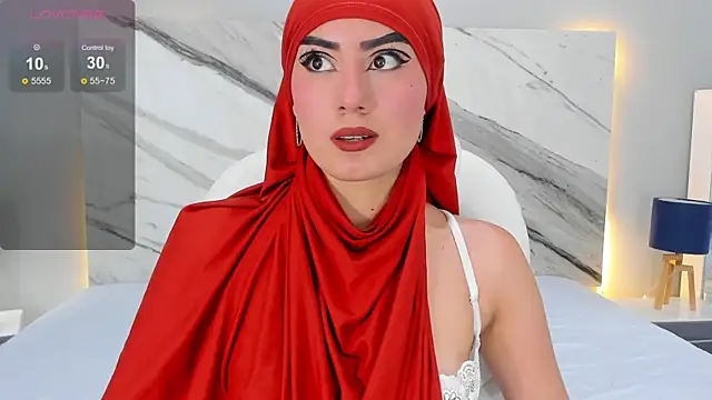 Snapshot of fatimarab chatting on 12.14.24 fatimarab online show from 12.14.24