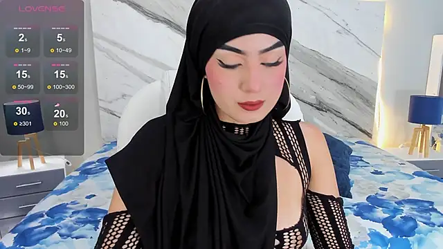 Snapshot of fatimarab chatting on 12.17.24 fatimarab online show from 12.17.24