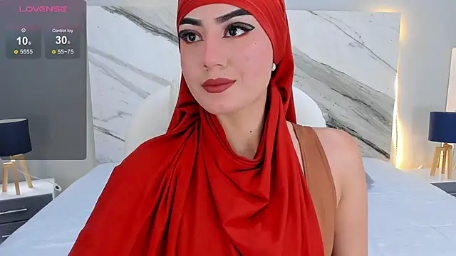 Snapshot of fatimarab chatting on 12.18.24 fatimarab online show from 12.18.24