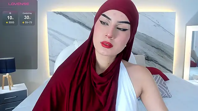 Snapshot of fatimarab chatting on 03.17.25 fatimarab online show from 03.17.25